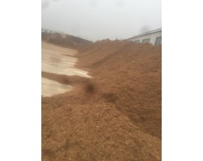 專供食用菌木屑，粗，中，細(xì)三種料