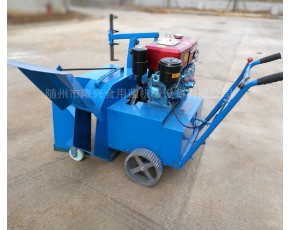 自走式柴油拌料機(jī) 攪拌機(jī)